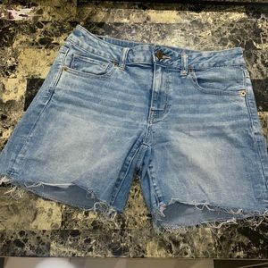 AE Cut Off Short